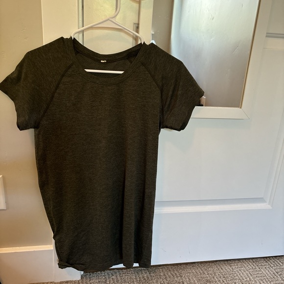 lululemon athletica Tops - Lululemon Swiftly Tech